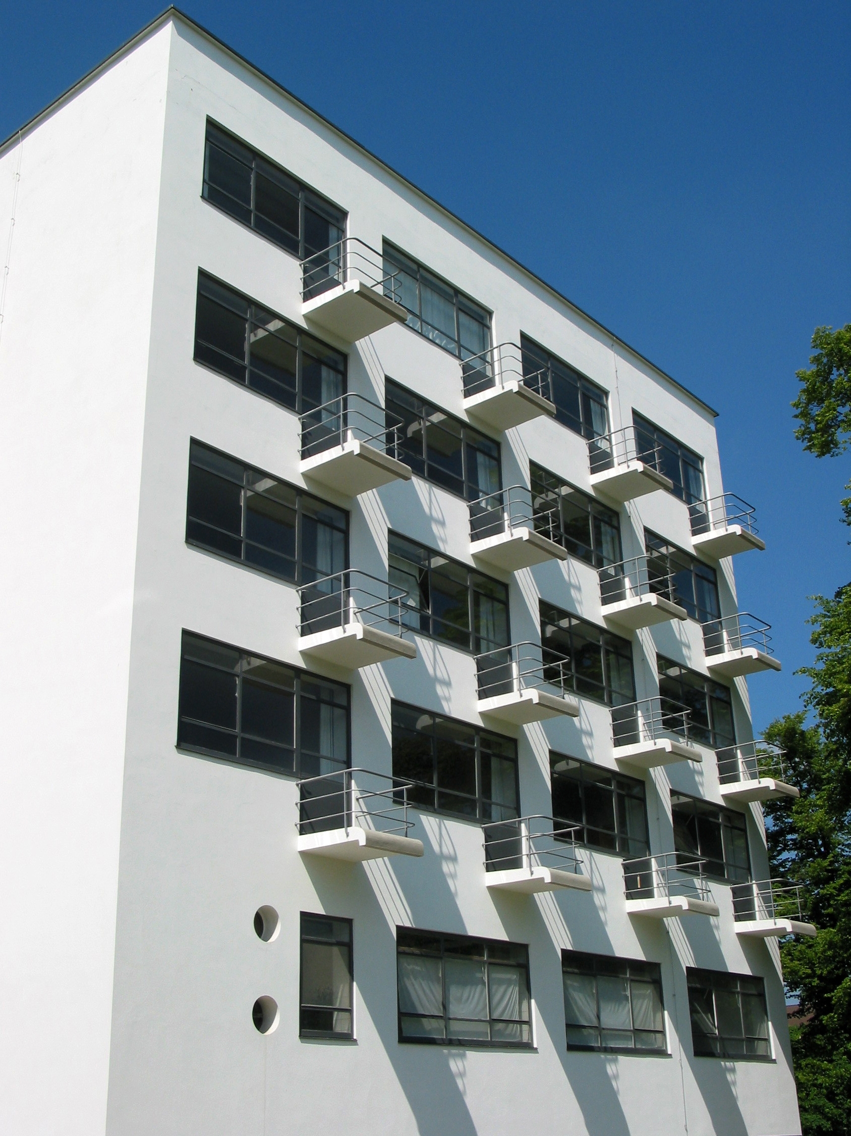 Moderna arihtektura – Bauhaus pokret
