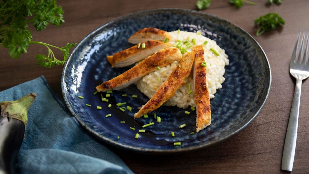 Ramazanski recepti: rižoto sa patlidžanom i piletinom na drugačiji način