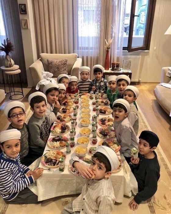 Ramazanski post treba djeci približiti koz radost i ljubav.